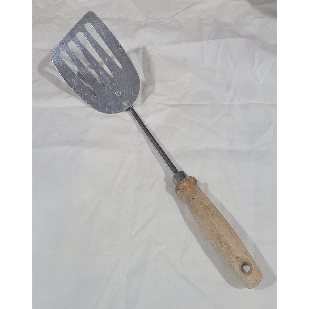 VTG RARE EKCO SLANTED  CHROMIUM PLATED SLOTTED 13" SPATULA FLIP WOOD‎ HANDLE